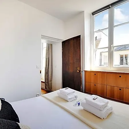Hotel Spacious Duplex - 2br/6p - Le Marais Paris